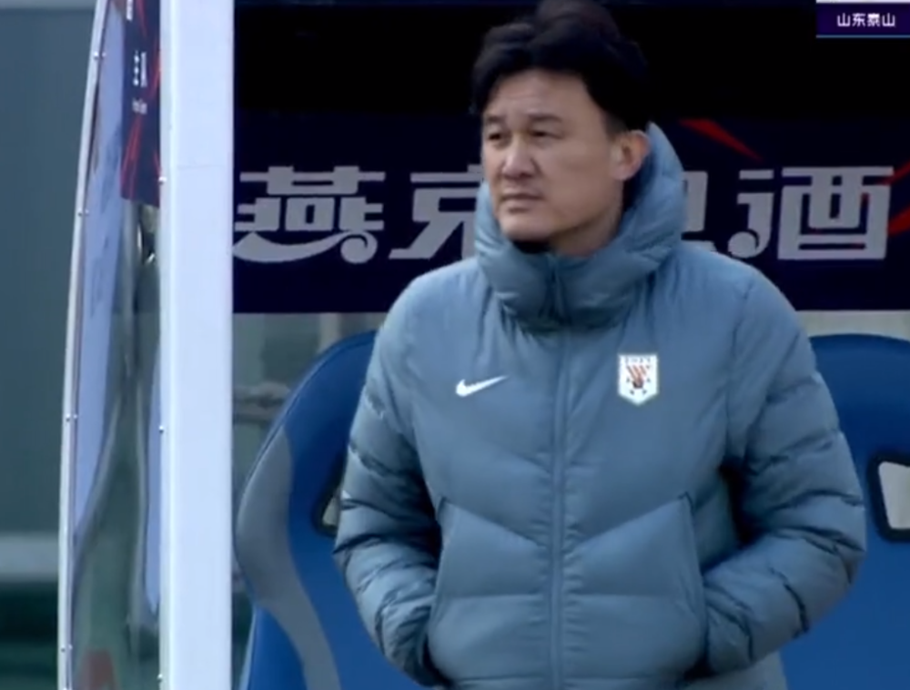 泰山队3：1逆转三镇占得先机