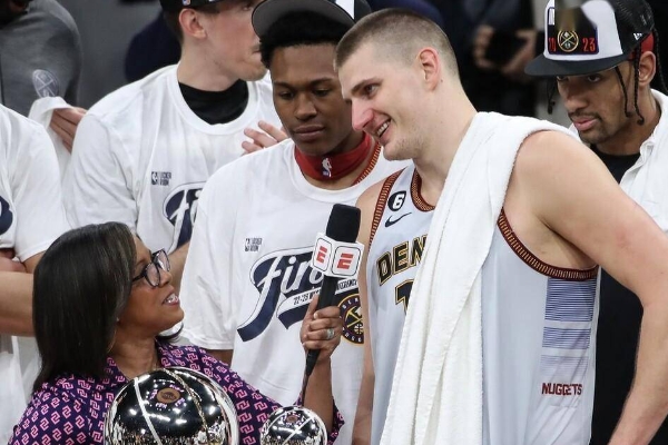 丹佛<a href=https://www.560731.com/temp/danfojuejin target=_blank class=infotextkey>掘金</a>队和底特律<a href=https://www.560731.com/temp/ditelvhuosai target=_blank class=infotextkey>活塞</a>队展开激烈争夺