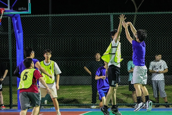 篮球半场3V3战术