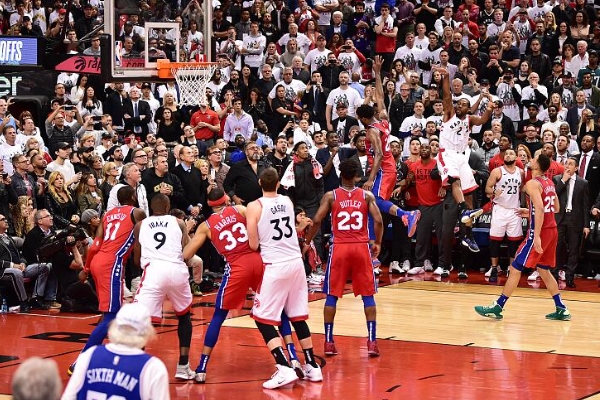 小卡绝杀的赛季和对手